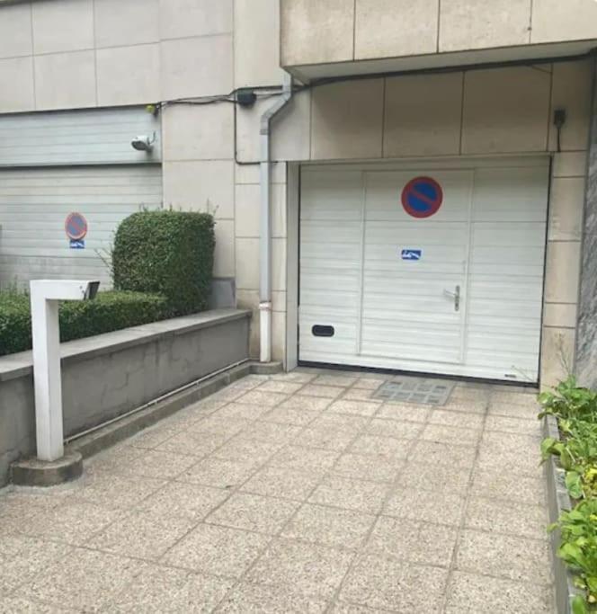 1 Chambre Avec Parking Au Coeur De Bruxelles 2D Εξωτερικό φωτογραφία